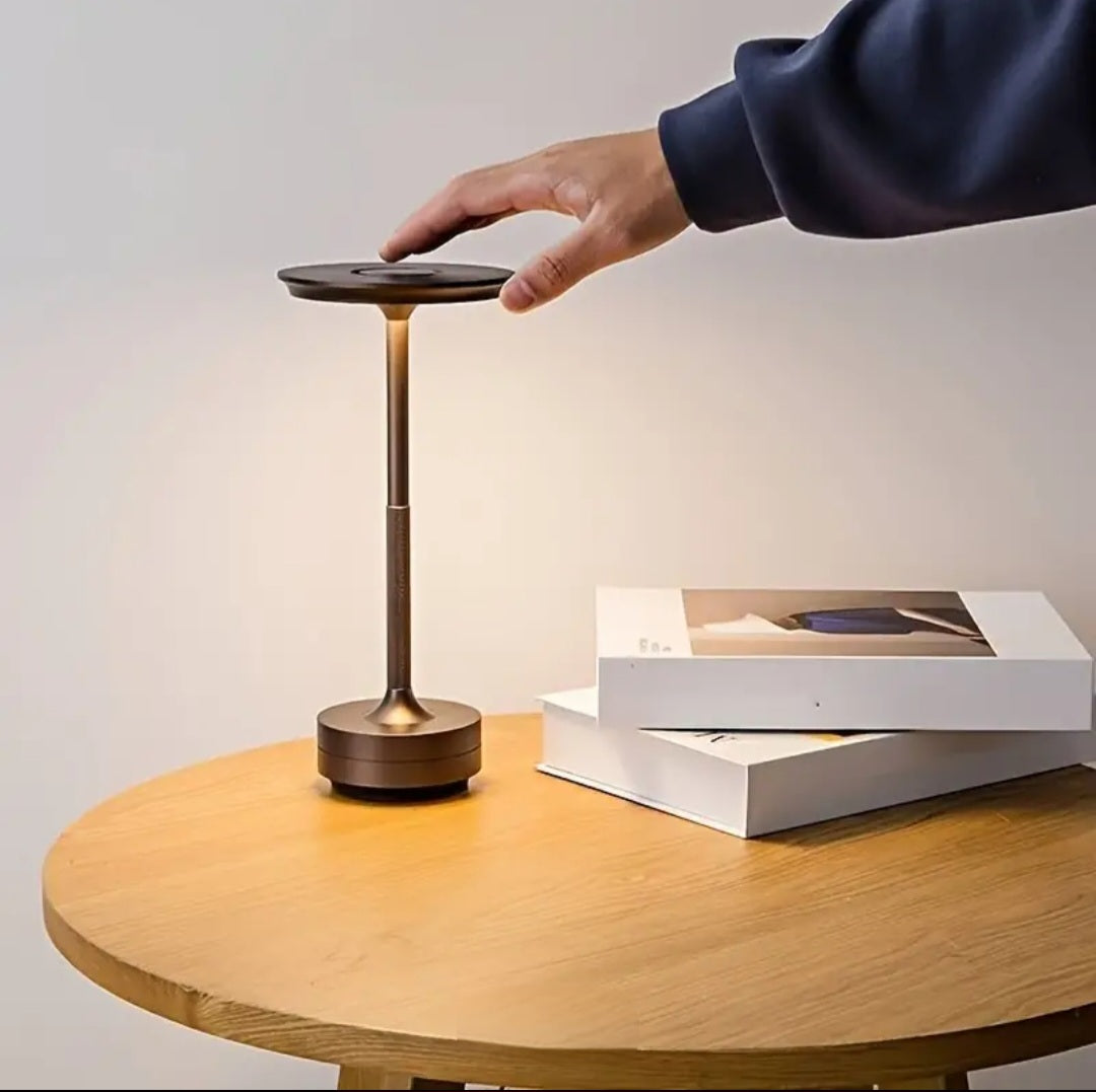 مصابيح طاولة شاعرية مع بطارية شحن 1800mah